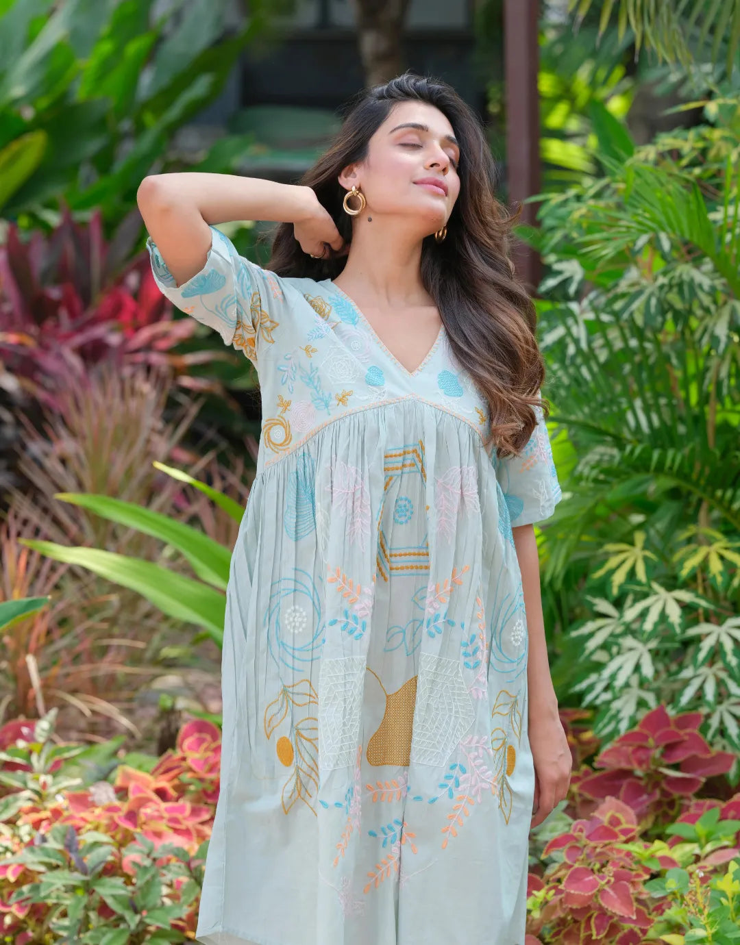 women green v-neck dress